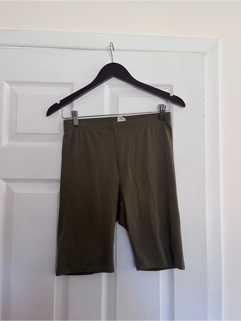 Yelete • Olive Green Bicycle Shorts
